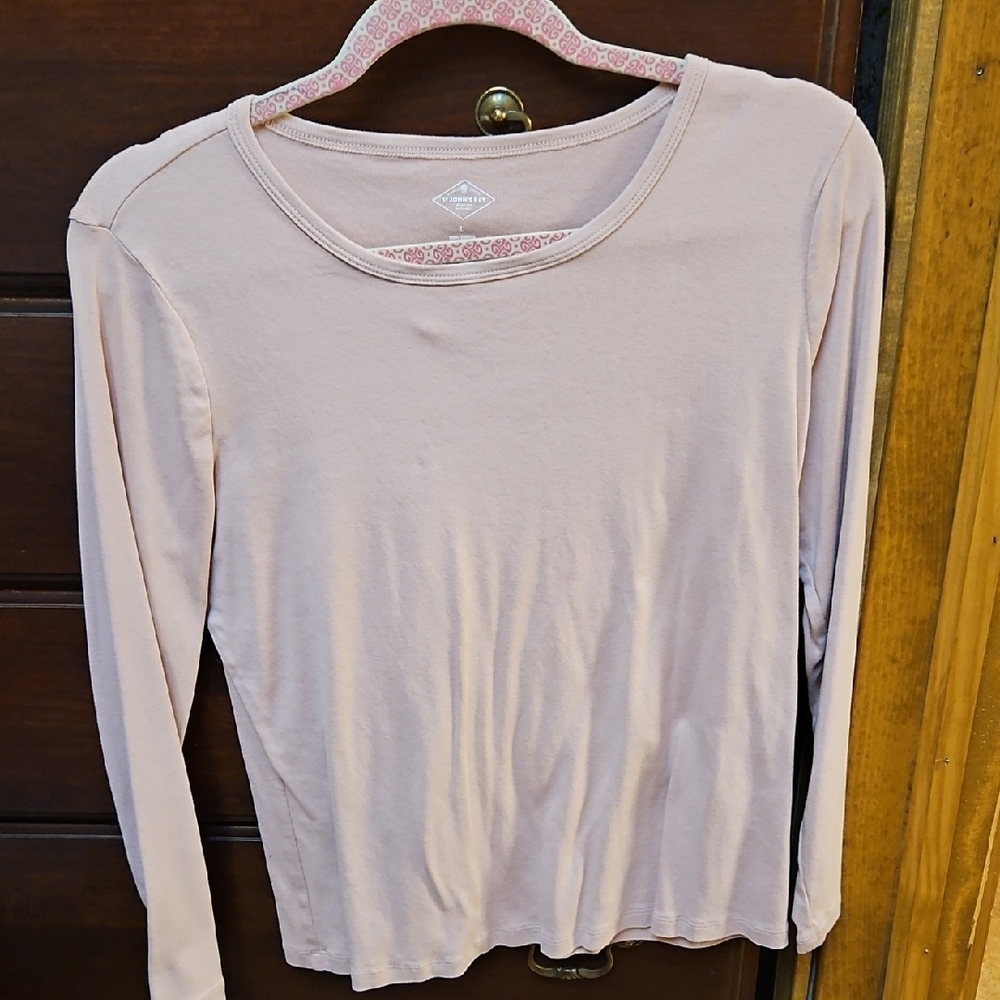 Women's Pink Long Sleeve Top